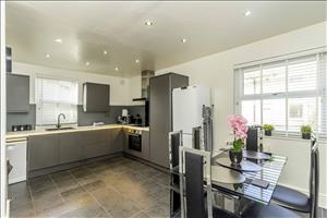 Kitchen diner