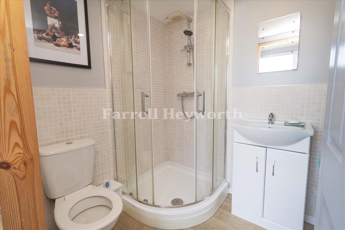 Annex shower room