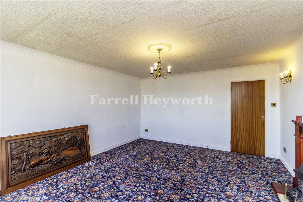 Lounge/Bedroom View 2