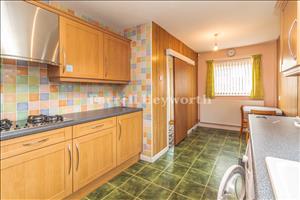 Kitchen image 2