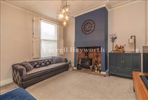 Lounge image 2