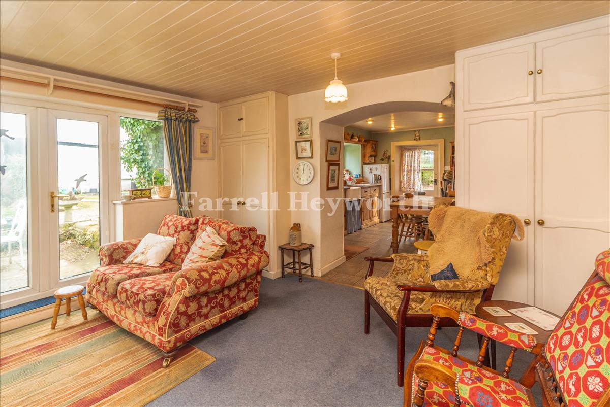 Sitting Room image 3