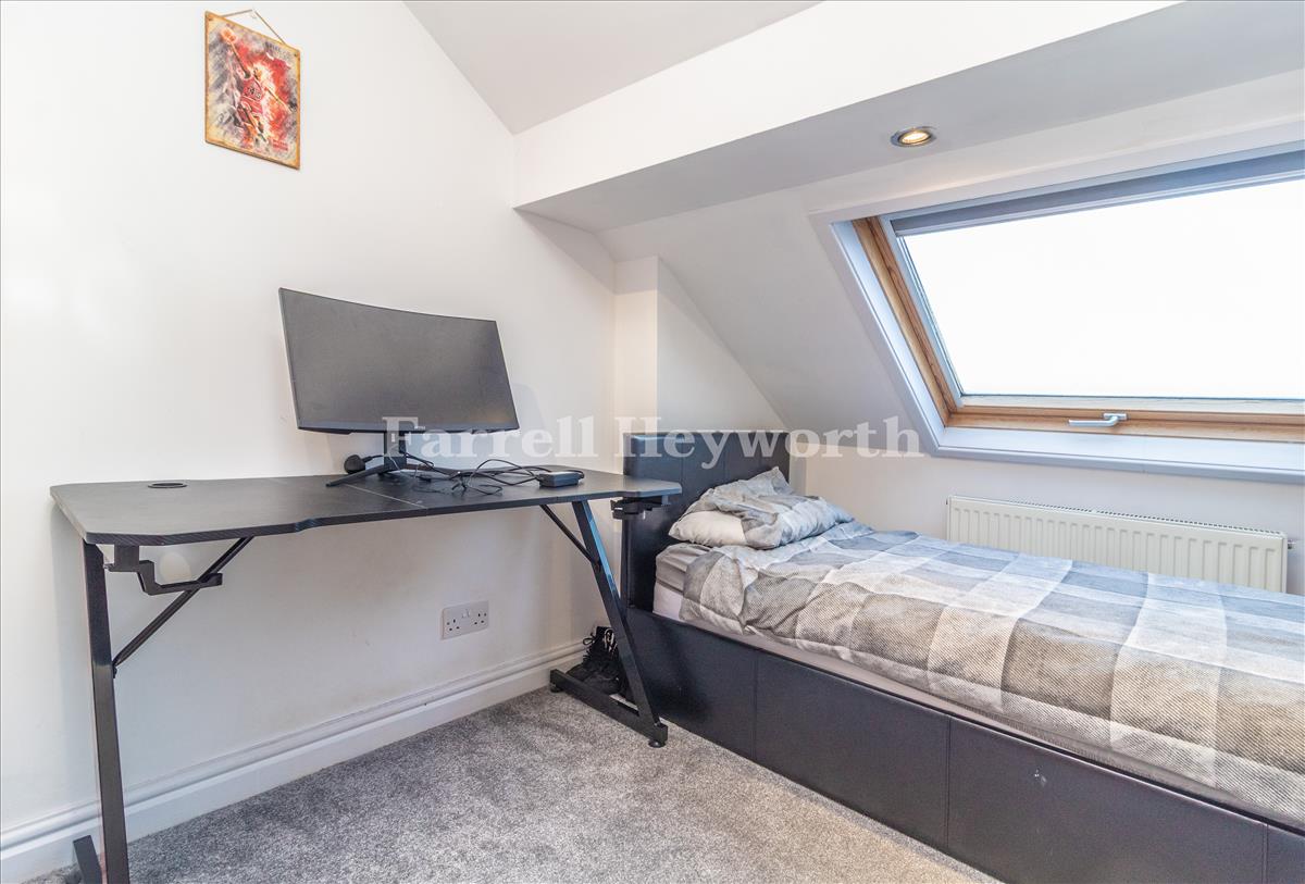 Bedroom 2 image 3 New