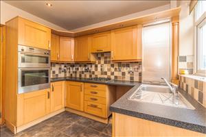 Kitchen image 2