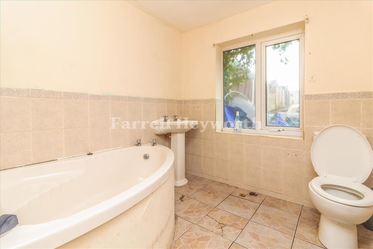 Ground Floor Bathroom