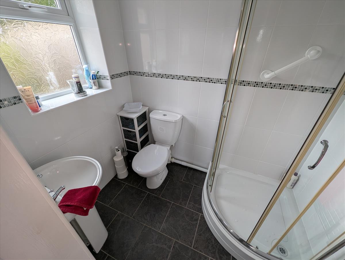 Annex Shower Room