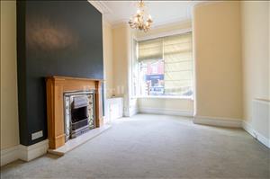 LR LOUNGE 3
