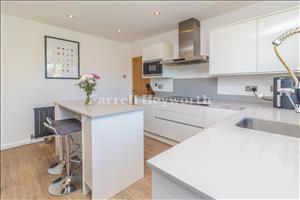 Kitchen image 2