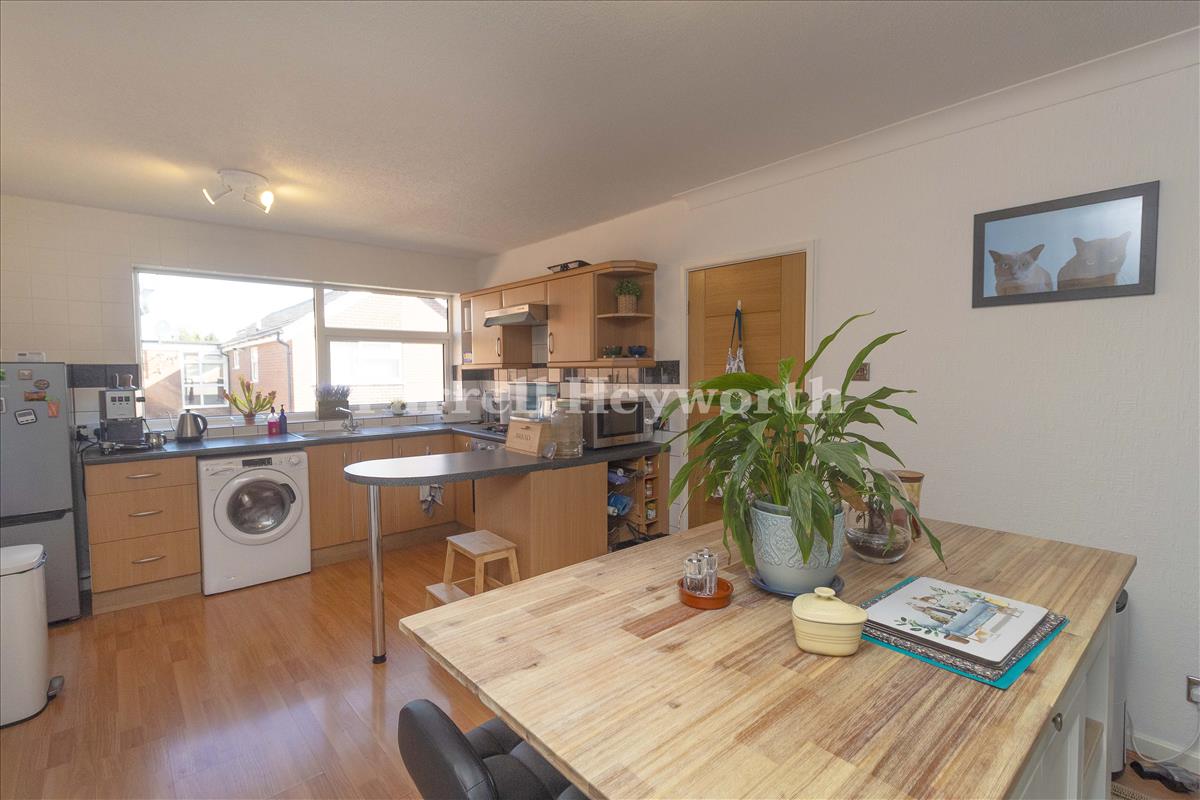Kitchen Dining 2