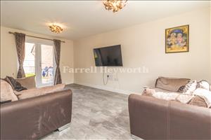 Lounge image 2