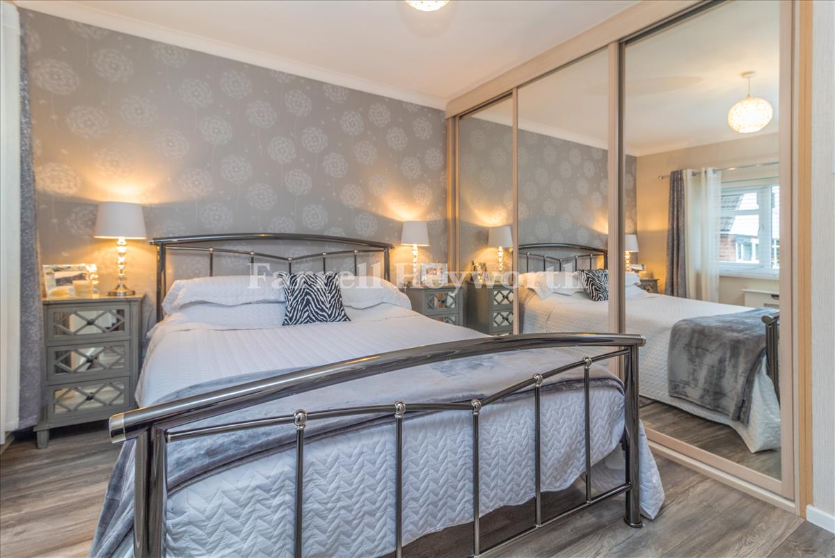 Front Bedroom image 3