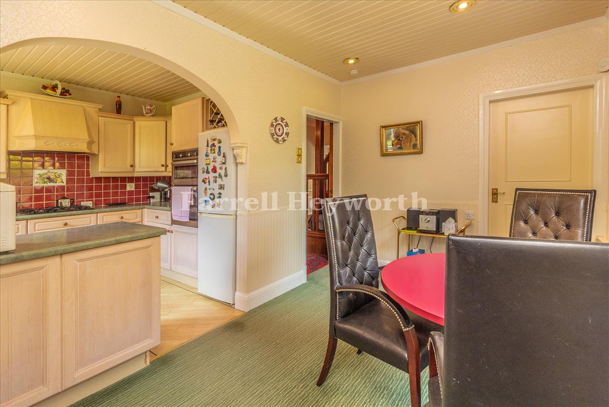 Breakfast Room image 2