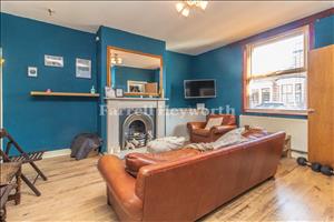 Lounge image 4