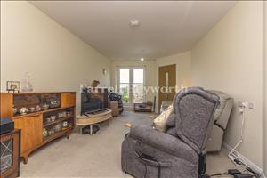 Lounge c
