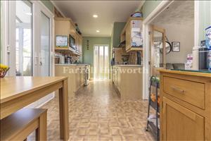 Kitchen b
