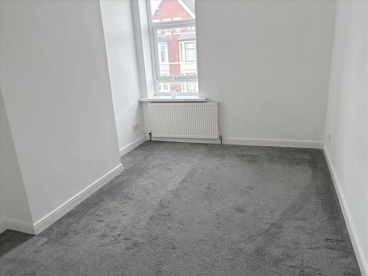 Bedroom 2 67 Station