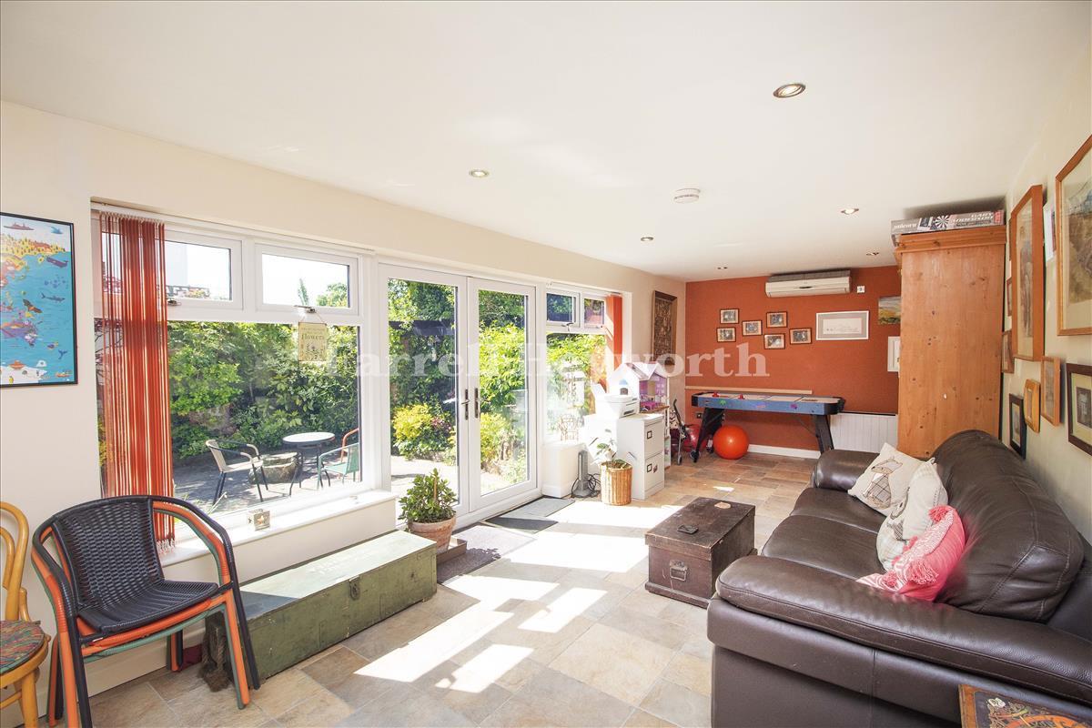 Living Room or Bedroom 3