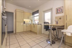 Kitchen c
