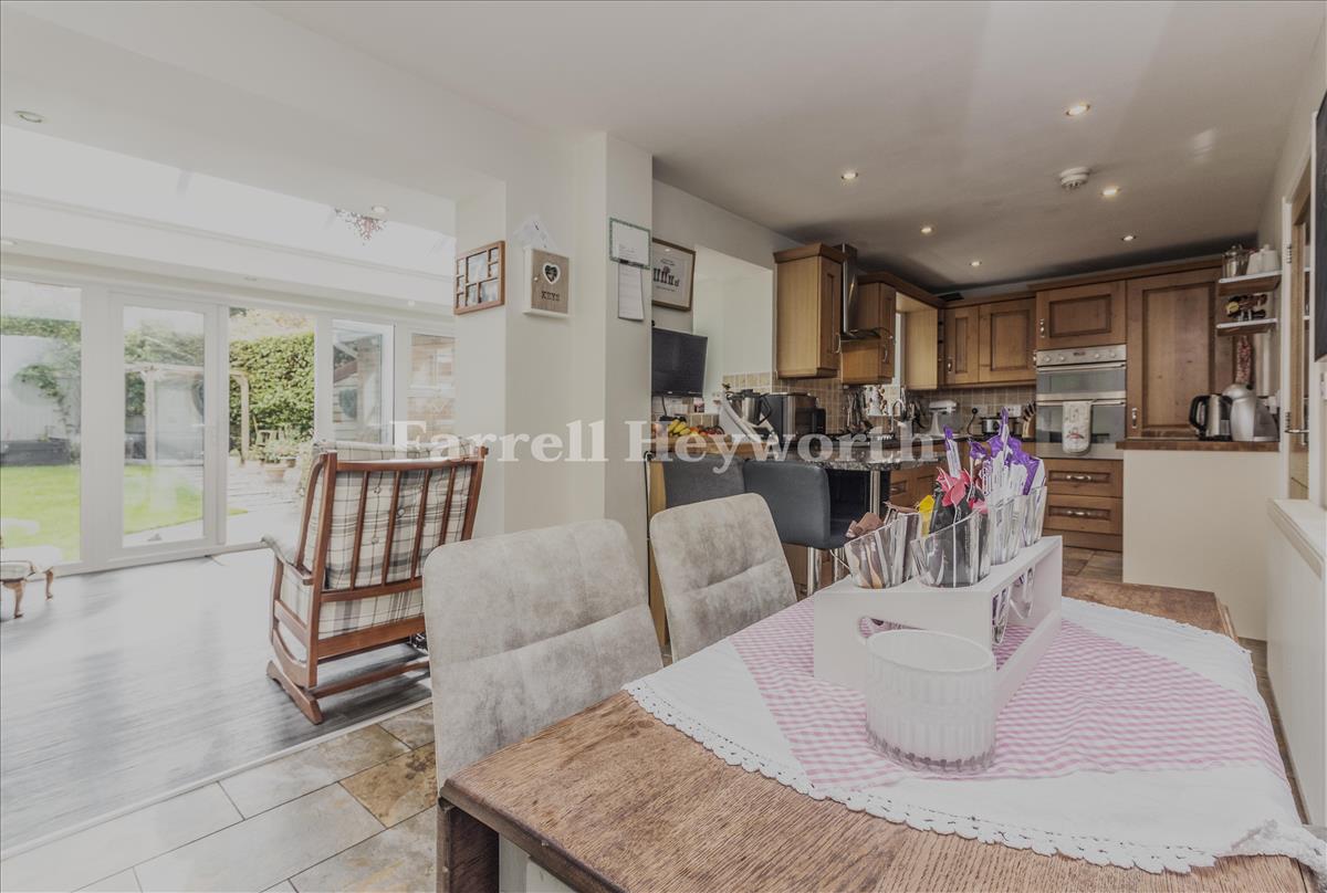 Kitchen q