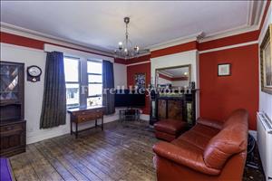Bedroom 1/Lounge