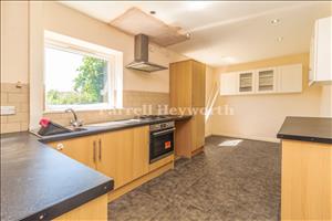 Kitchen Diner image 2