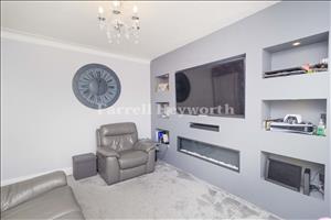 Lounge view 3