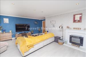 Lounge and Dining 4