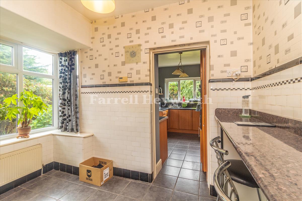 Breakfast Room image 2