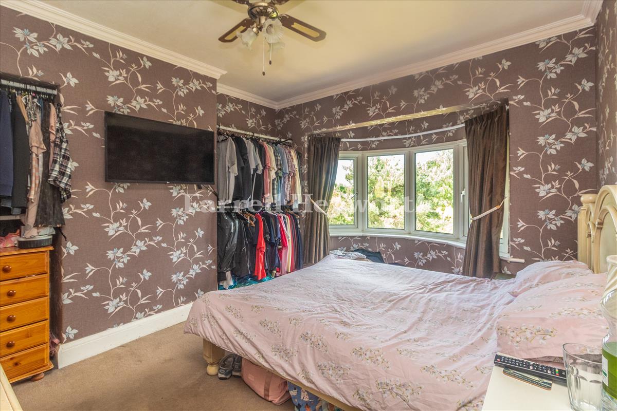 Front Double Bedroom