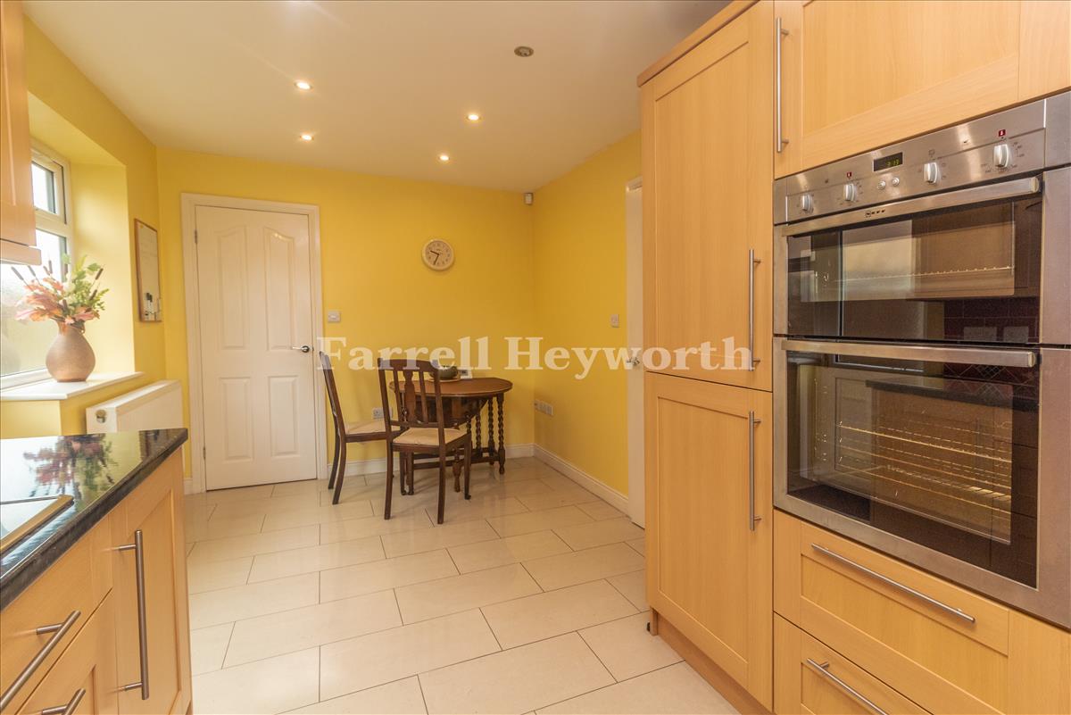 Kitchen Diner image 2