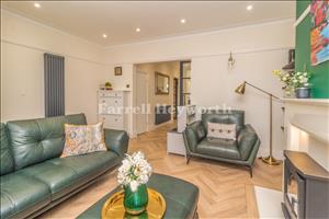 Lounge image 3