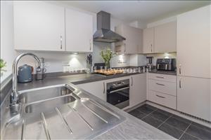 Kitchen image 2