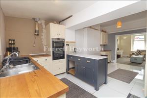 Kitchen dining