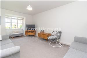 Lounge image 2