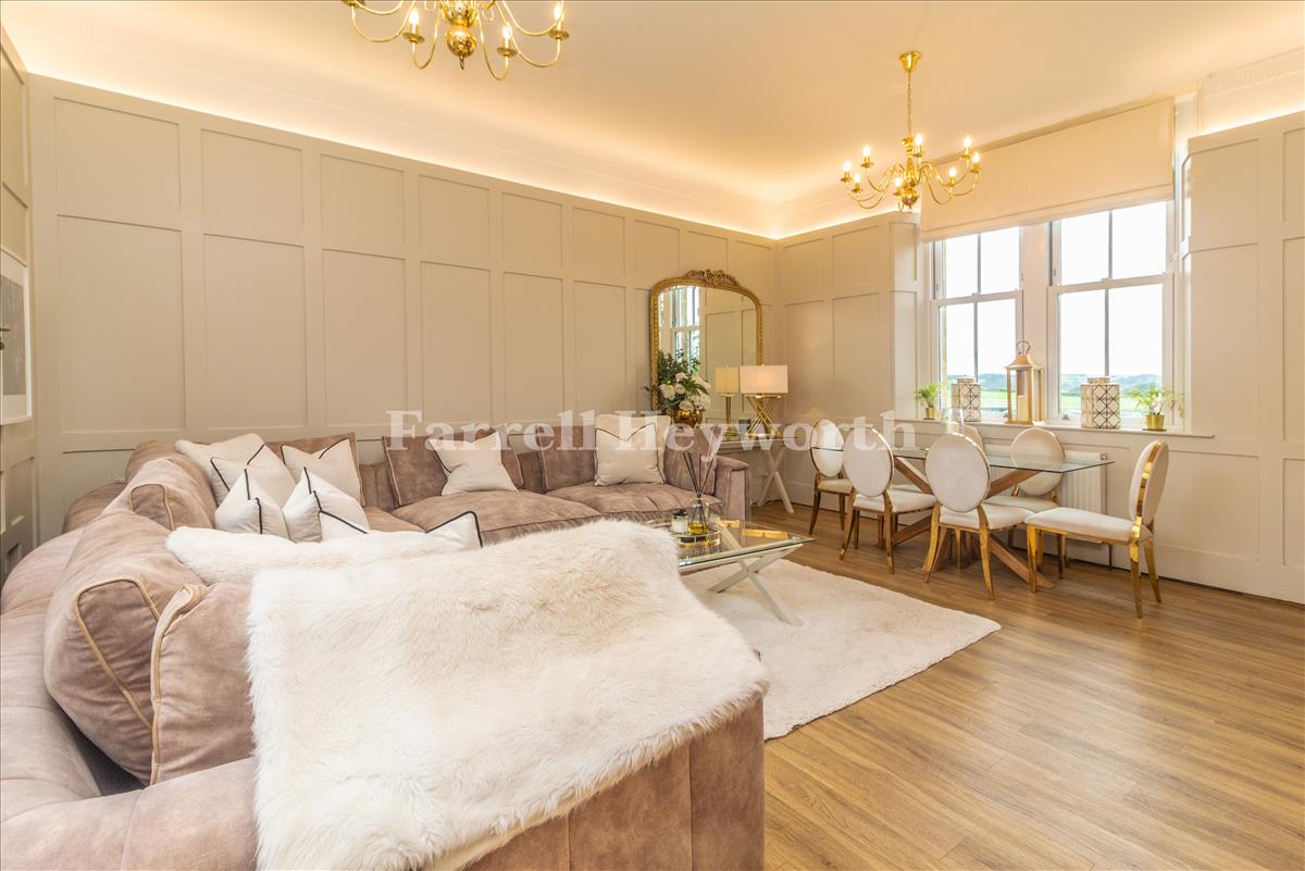 Lounge Diner image 3