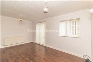 Lounge image 2