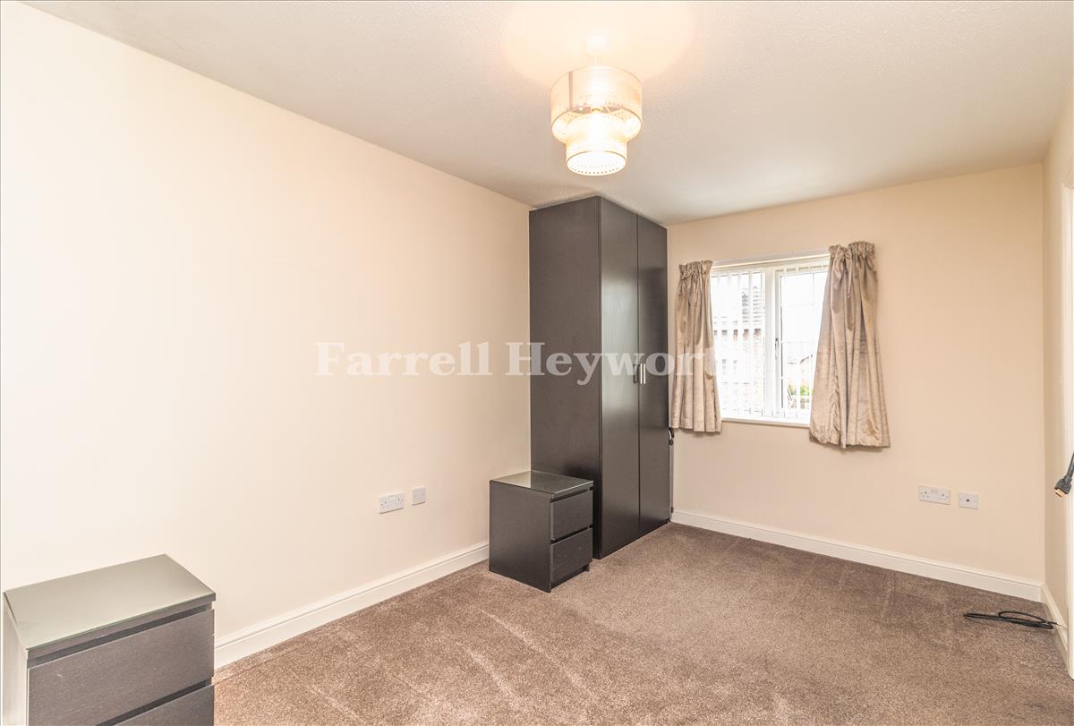 Master Bedroom image 2