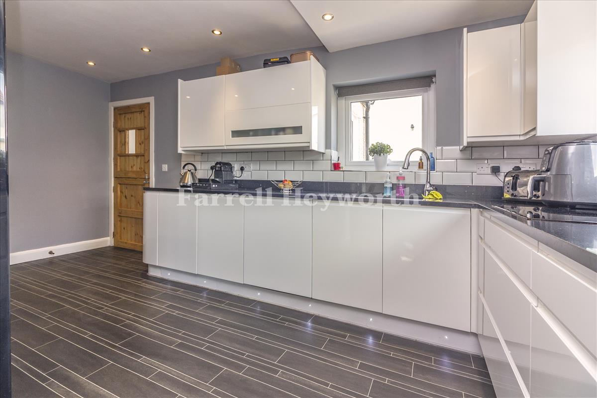 Kitchen c