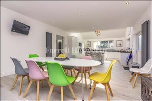 Kitchen h
