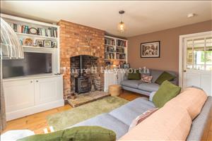 Lounge image 2