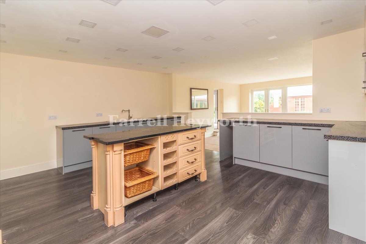 Kitchen image 2