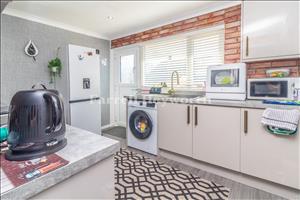Kitchen image 2