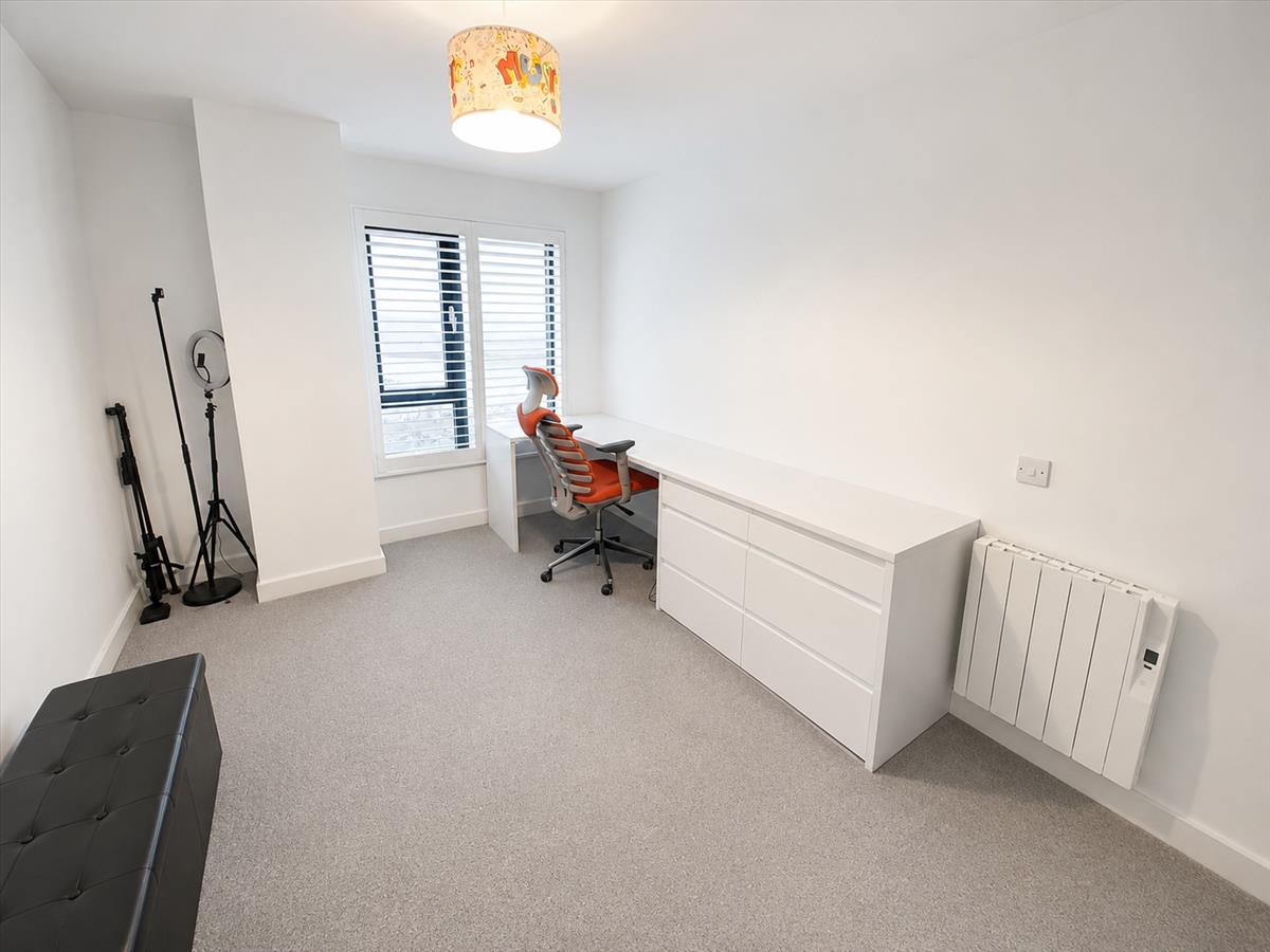 Broadway Bedroom 2