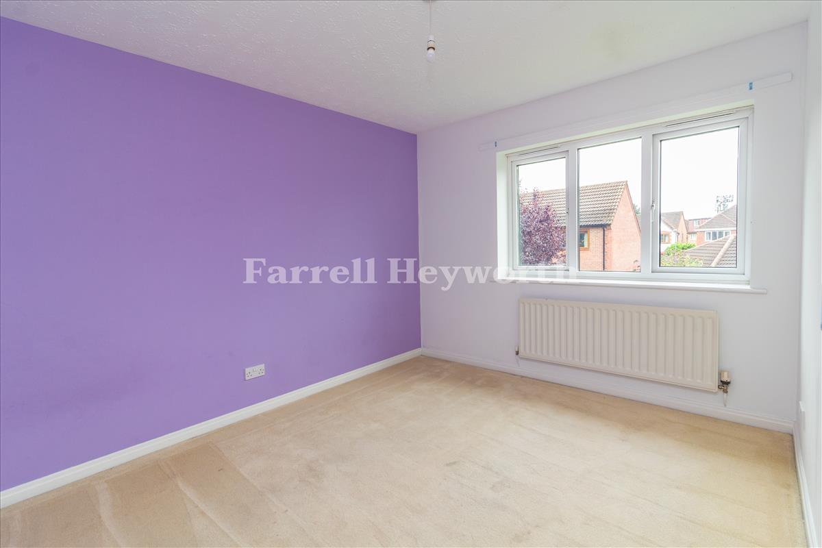 Bedroom 2 image 2