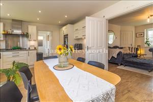 Kitchen Diner image 2