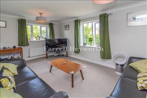 Lounge image 2
