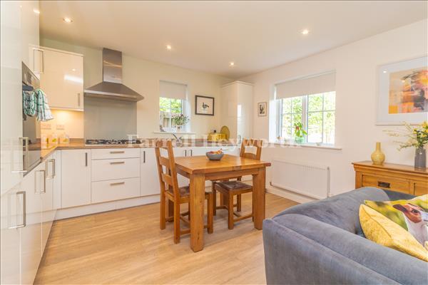 Open Plan Area image 3