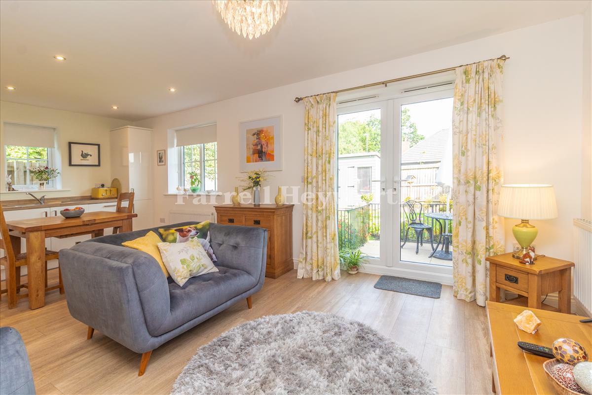 Open Plan Area image 6