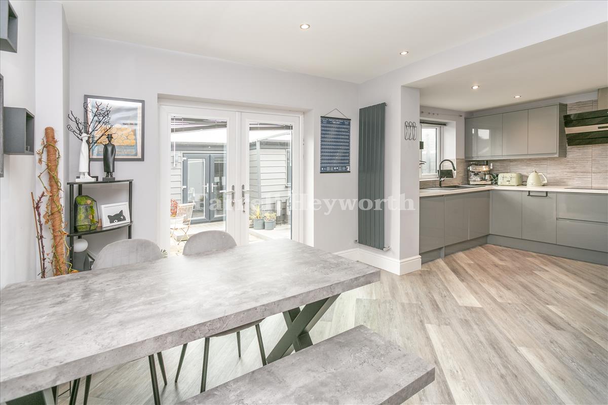 Kitchen diner view 3