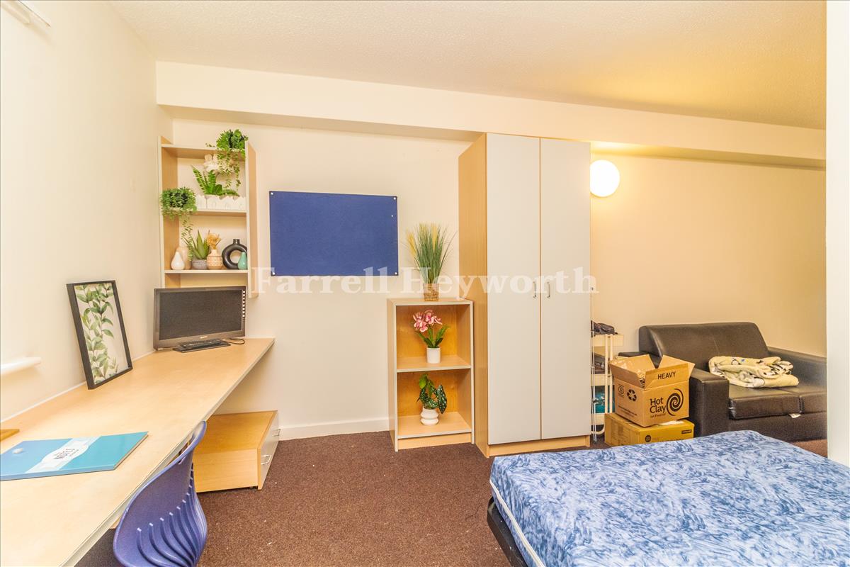 Bedroom Area image 3